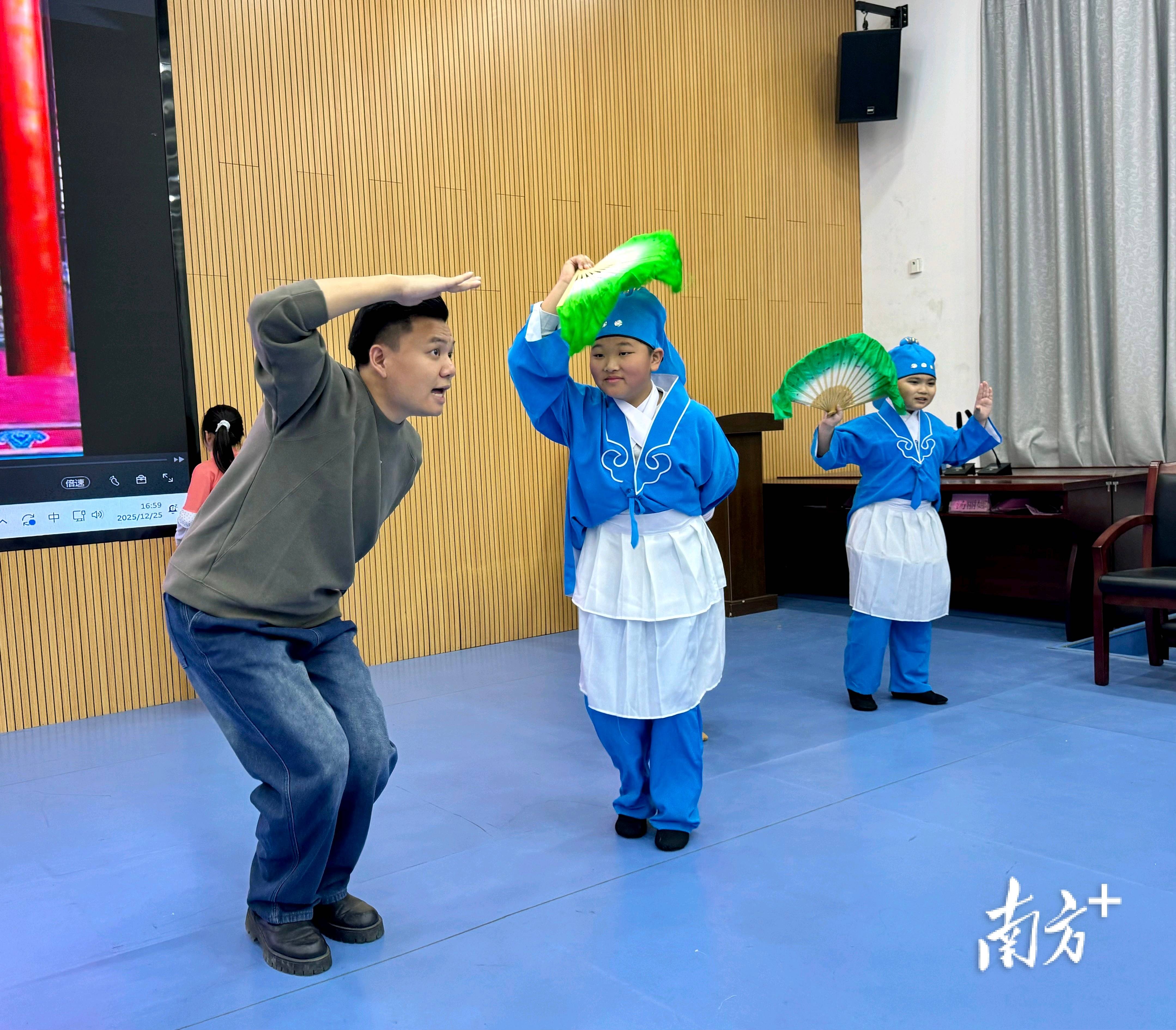 从“零”到“会”的文化接力！艺术支教让五华采茶戏的种子在童心发芽