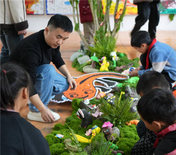 以艺术陪伴之心，共创梵净精灵童话乐园