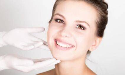 40岁抗衰抉择：40岁适合做线雕还是拉皮