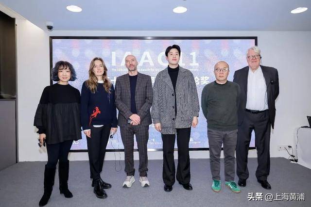 第十一届国际艺术评论奖揭晓，这位年轻人斩获大奖