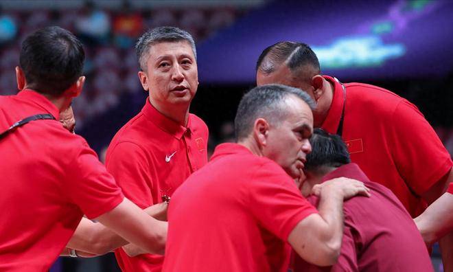 原创            3点改变！男篮客场能赢韩国，张镇麟克制李贤重，不让周琦首发