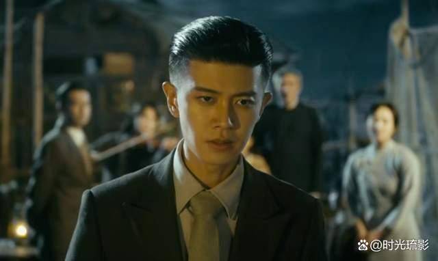 央一黄金档炸场，金融战《风与潮》定档，这阵容不追真的亏大了！