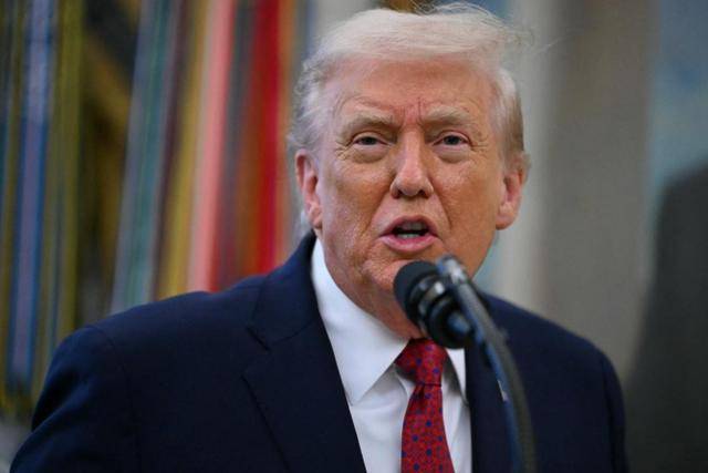 中国180万桶原油遭殃，特朗普闯下大祸，解放军100枚导弹已就位？