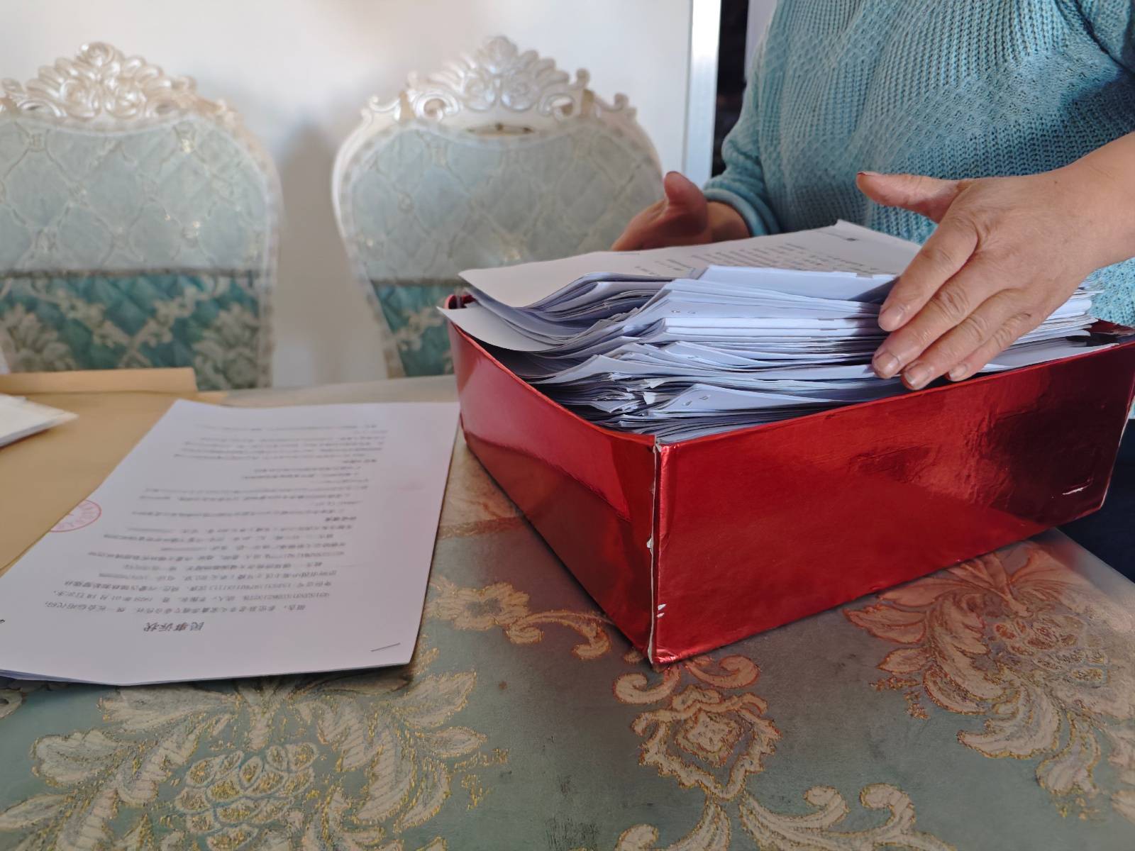 “超市被员工偷倒闭”当事人：有人1700元货结1元，事后盗窃者反被合伙人招走