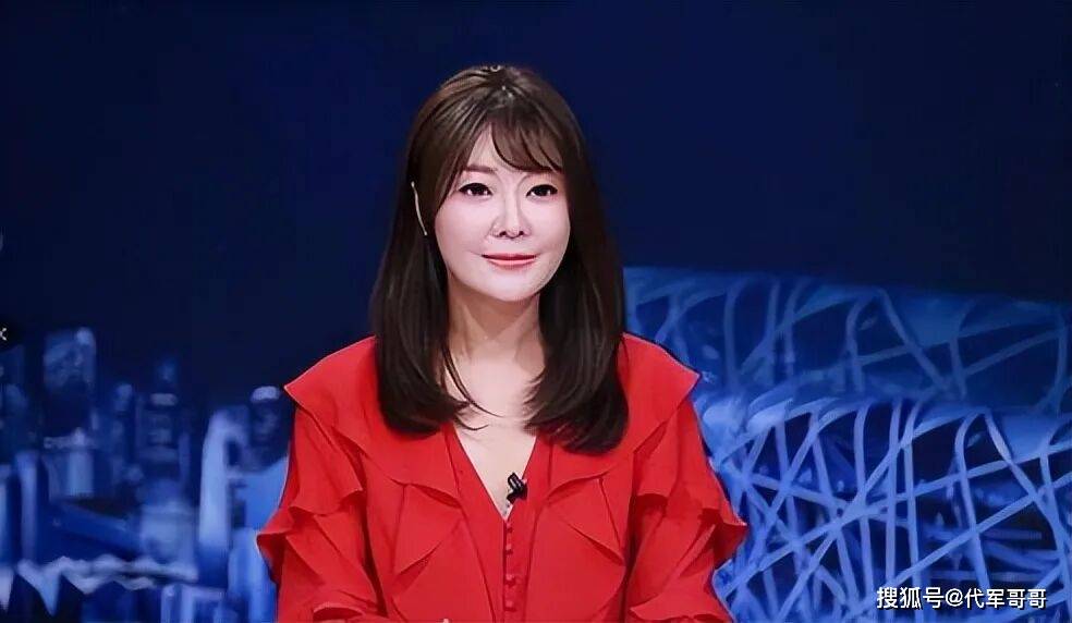 原创            钱再多有什么用？央视王小骞“深夜崩溃”，11岁女儿患病让她后悔