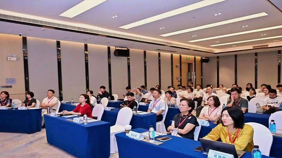 国家心血管病中心心肌病专科联盟区域学术会议广西站成功举办！