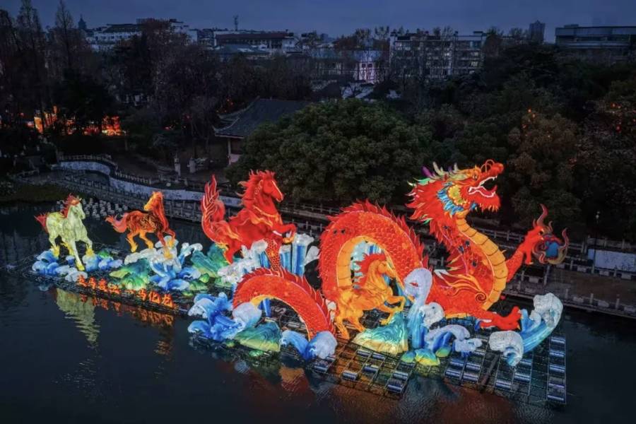 秦淮灯会序曲：白鹭洲公园灯彩非遗艺术展明日亮灯