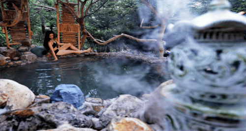 冬日雪暖阳“圈”出好风光：辽西明珠，冬日的玛瑙与温泉