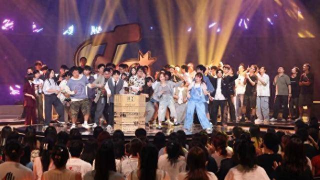 用快乐迎接2026！笑果收麦秀打造全民喜剧狂欢