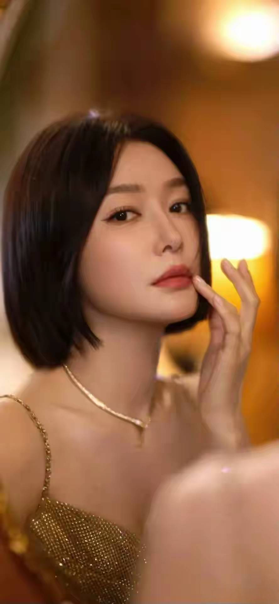 秦岚的写真照真美！