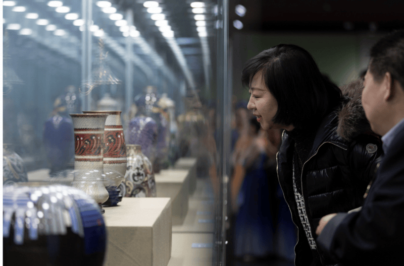 30余件国礼真品亮相！这场展览近距离呈现景泰蓝艺术魅力