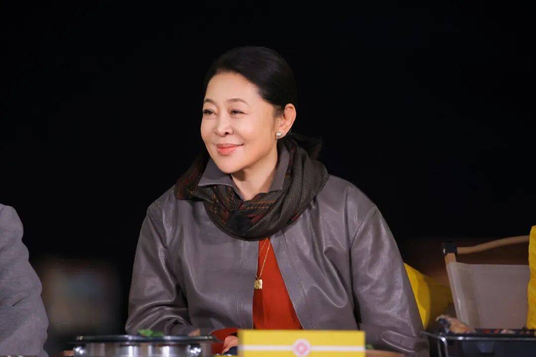 00后的“梦中情奶”倪萍，牛得像活了三辈子