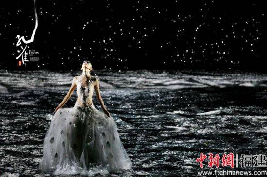 杨丽萍亲演《孔雀》本周将于海峡文化艺术中心上演