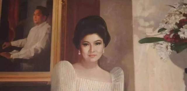 贪污国家100多亿，珠宝就有100公斤，为何国人为其建博物馆