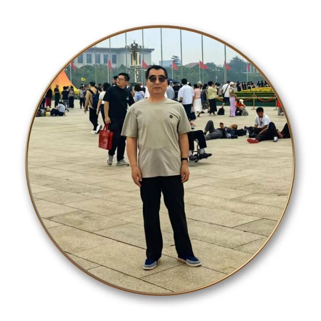 品读中国书法名家——张华