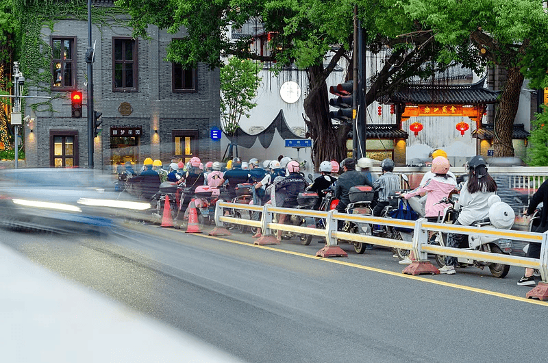 骑电动车还能带孩子吗？解读来了！