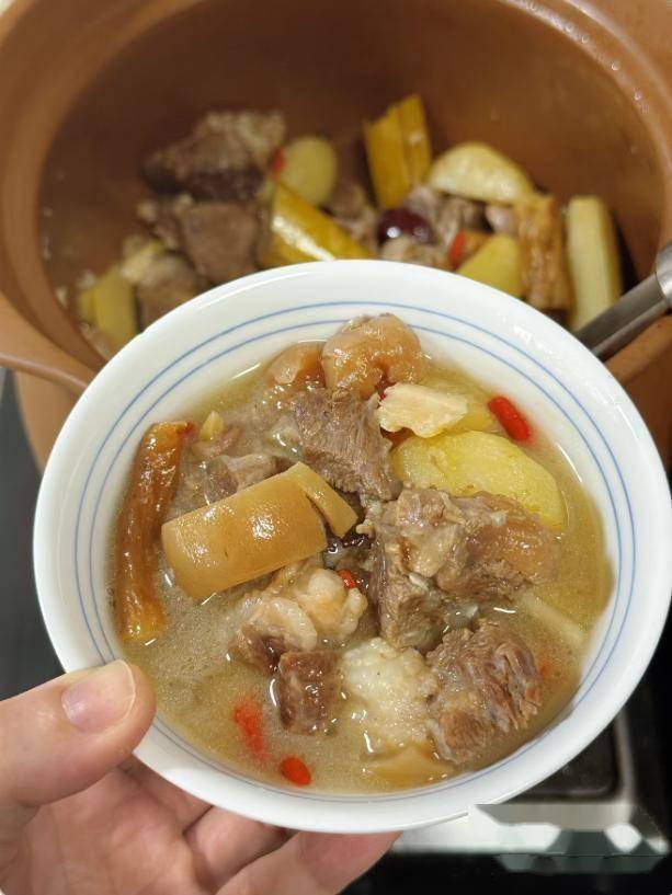 寒冬将至，建议大家：少吃虾和豆腐，多吃4样，养阳散寒平安过冬