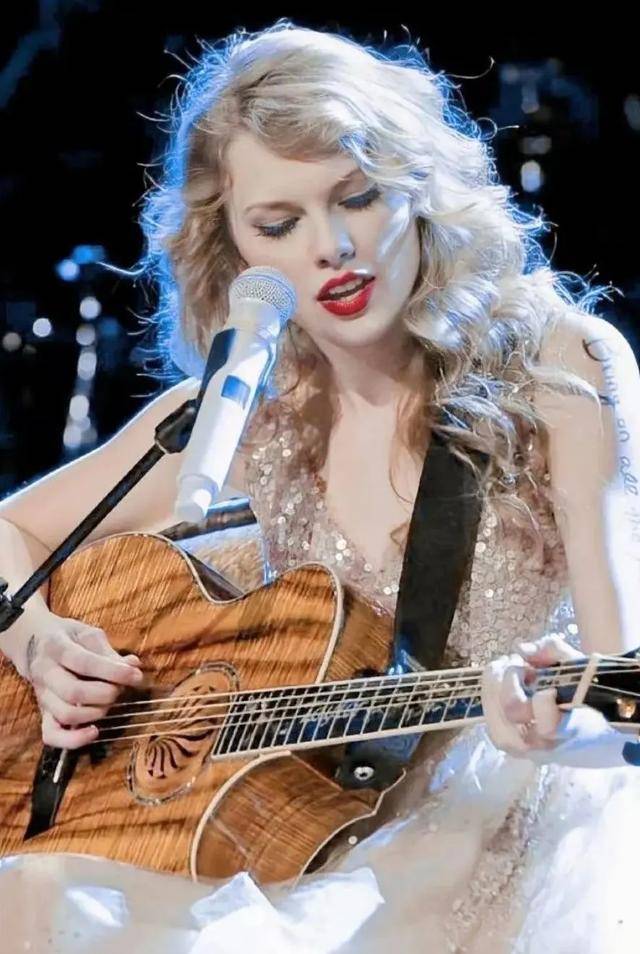 原创            她应该是天花板了吧！