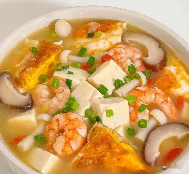 冬至吃五宝，寒冬病不扰。冬至之后，常吃这五种食物，滋补又强身