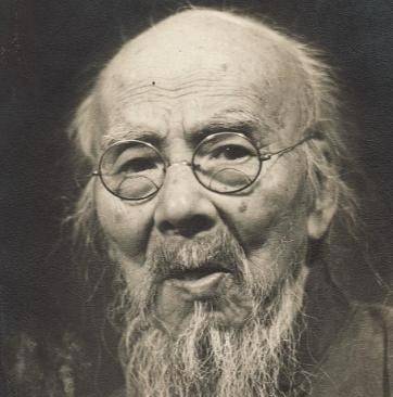 齐白石在古玩店中发现了一幅自己的画，老板开价8000元。齐白石还价：“3000！”店家称这可是齐白石的画