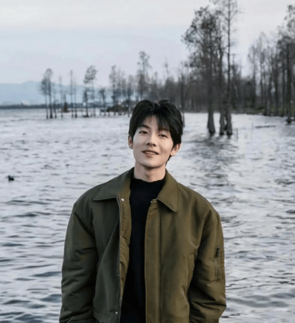 原创            短剧男神人气排名彻底大洗牌！王凯沐跌至第二，他凭什么登顶榜首