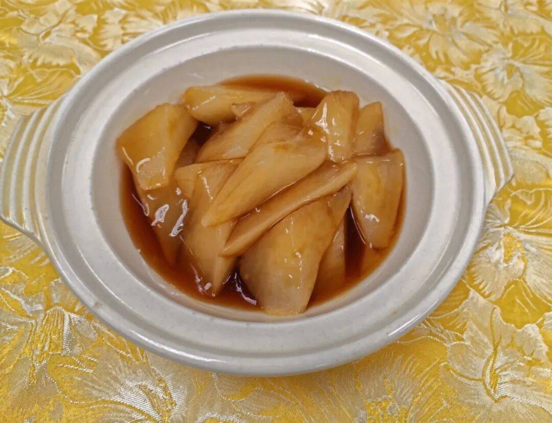 这一荤一素两道菜，太适合冬月食疗养生了，暖身又滋补！