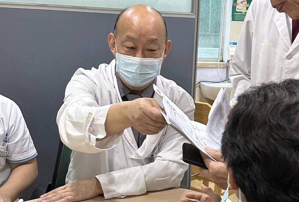 黄清春中医：野地“小草莓”，痛风用得好，尿酸都吓跑