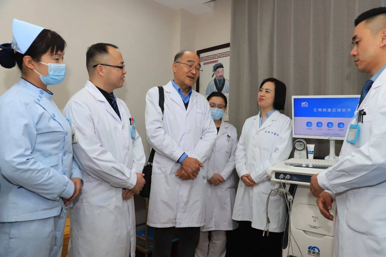 警惕排尿刺痛与分泌物，可能是尿道炎