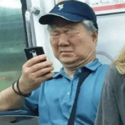 这哥...没事儿吧？