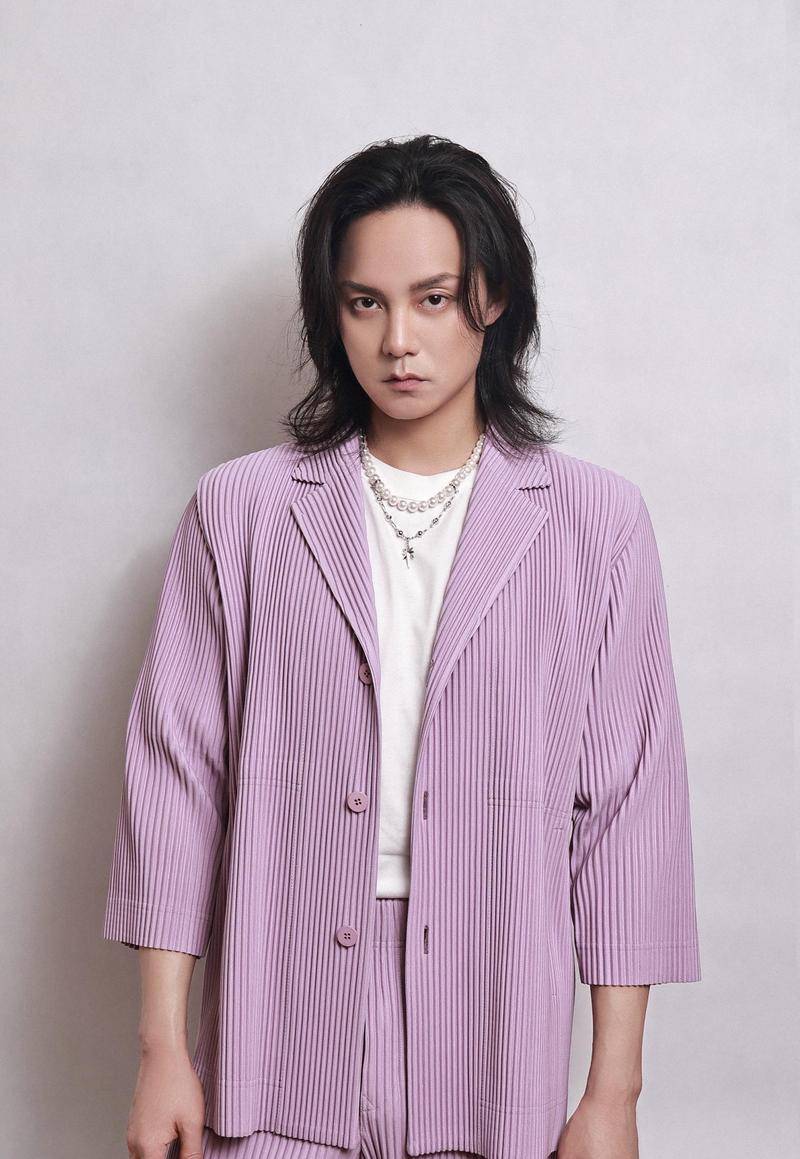 尹正称演日本人需做很大的心理建设 下班后会觉得很恶心