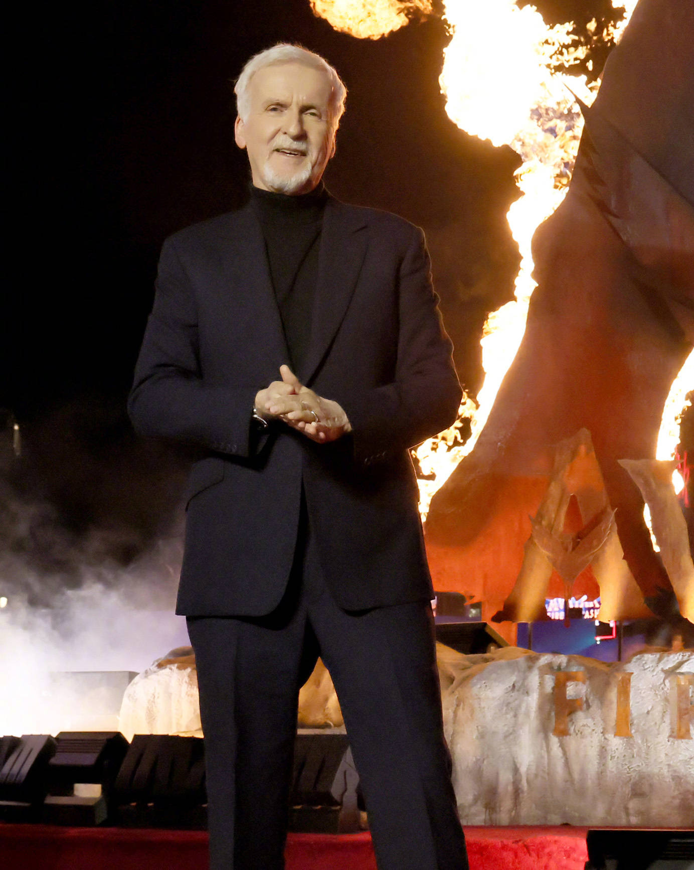 卡梅隆称《阿凡达3》不使用AI生成：“我们尊敬并赞颂演员们，我们不代替演员”