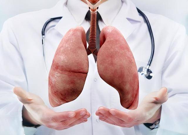 每天超2900人因肺癌离世！医生苦劝：宁可多吃肉，也别贪嘴5物