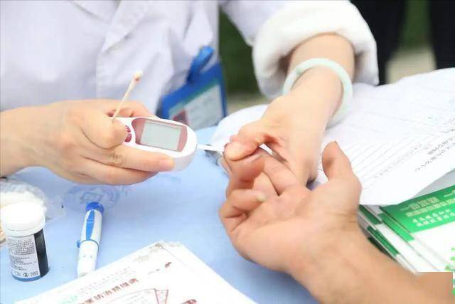 医生强调：若是查出糖尿病，这6物马上停止食用，别拿健康开玩笑