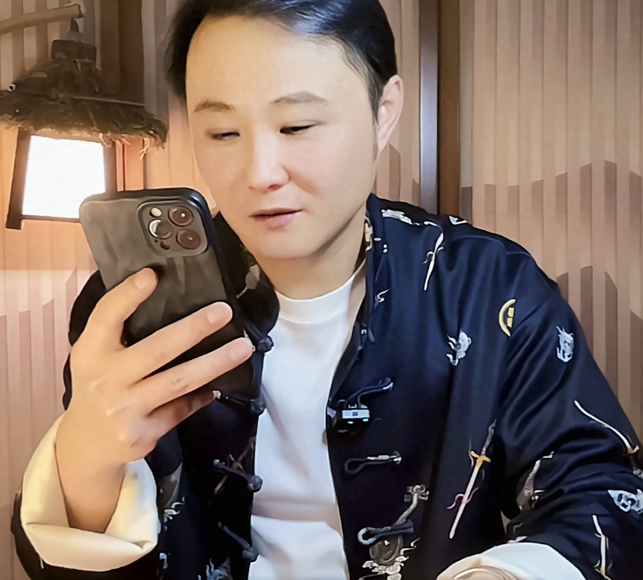 原创            闫云达开跨年专场？这次一定要多多鼓励，总比在网上惹事生非要强