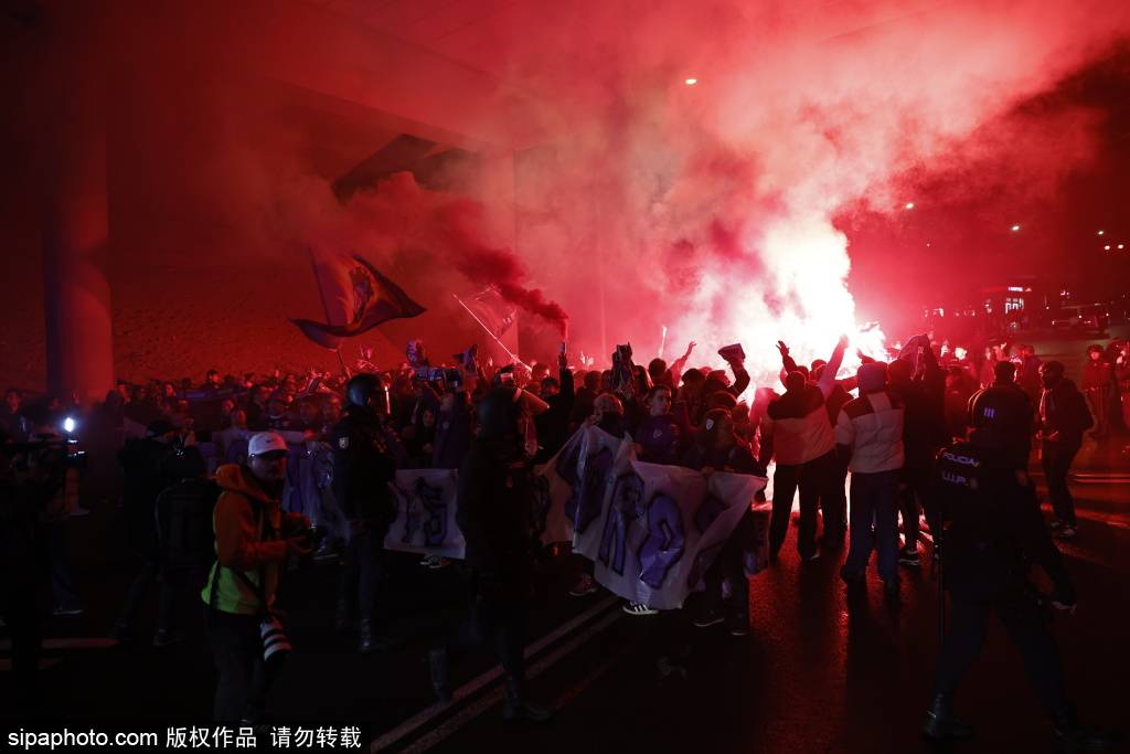 全员爆发！一场5-0完胜，巴萨昂首晋级决赛，剑指西超杯冠军