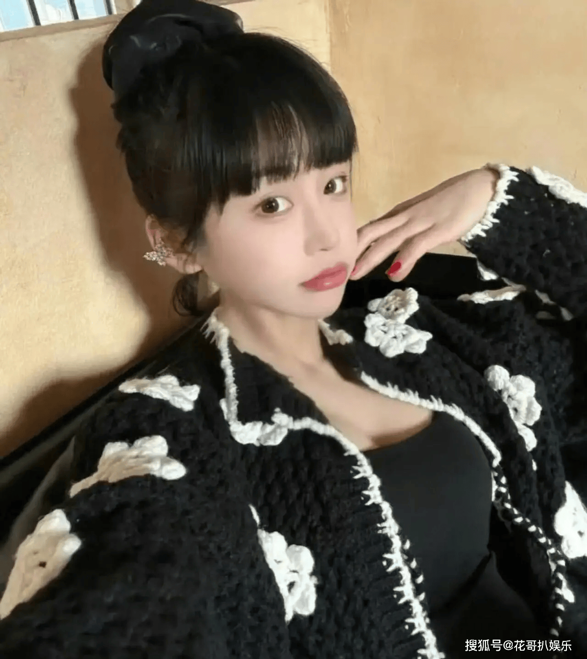 原创            娱记晒司晓迪聊天记录，给其扣上“捞女”帽子，带节奏遭网友质疑