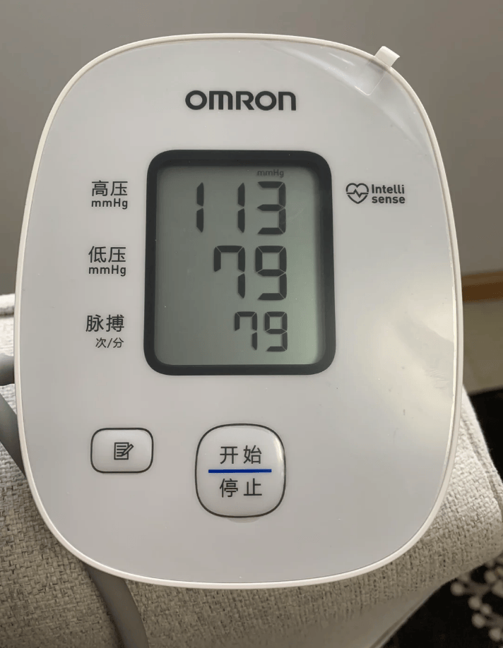 高血压患者控压艰难，口服片初显效引争议，后续风险待解