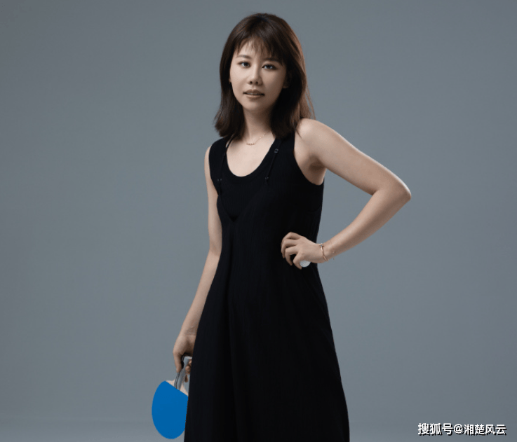 陈幸同晒写真照片，简练中透着一丝性感，漂亮极了