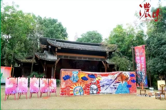 吾创年华艺术季||公共艺术共创：中外艺术家共绘文化交融