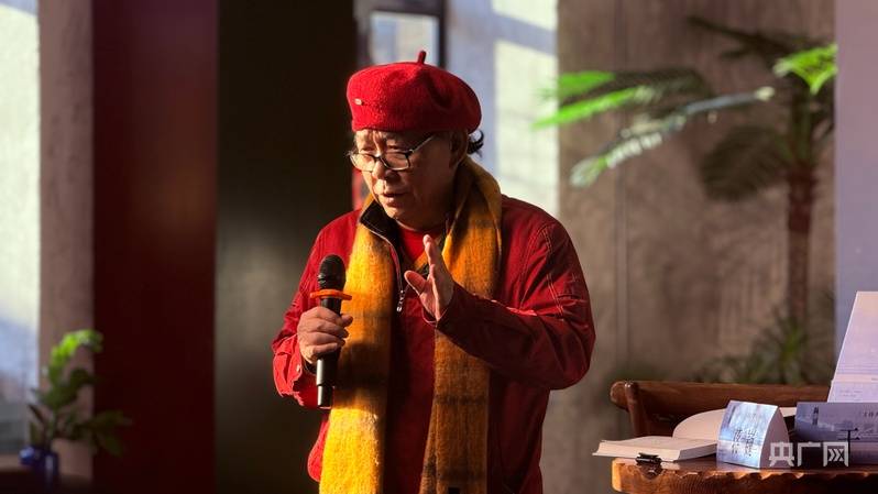 蒋巍《倾城·哈尔滨的古往今来》新书发布会在哈尔滨举行