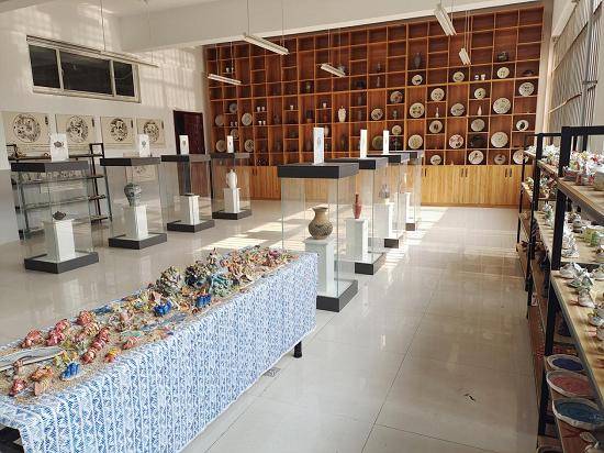 “泥香致远 美育出彩”——临沂朱夏小学陶艺课程绘就五育融合新图景