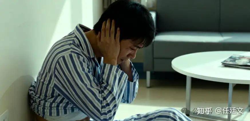 精分患者有严重幻听妄想，手术如何促进康复并降低复发？