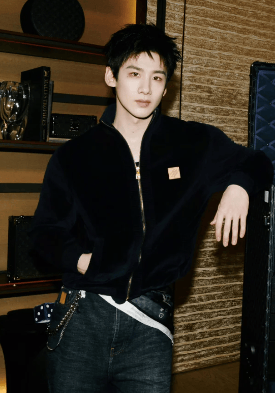 成毅、杨紫、吵架男、肉丝、白鹿、丁禹兮、孟子义、章若楠、白敬亭、胡先煦、丞磊