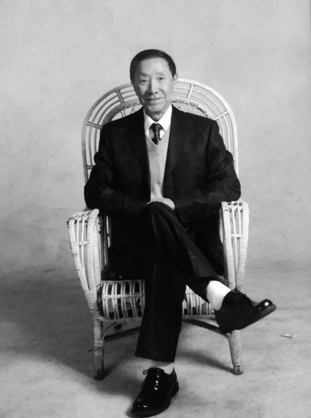 著名相声表演艺术家杨振华逝世，享年89岁