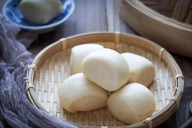 馒头再次被关注！医生发现：糖尿病人常吃馒头，或有这5种变化