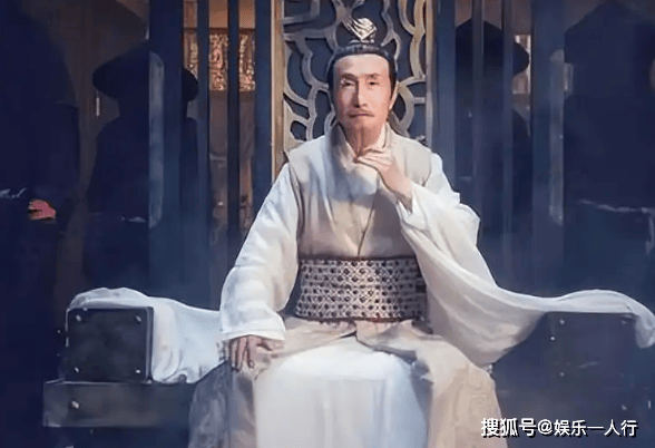 原创            央视点名！蔡明也没想到，退出春晚15年，老搭档巩汉林因一举动再次口碑暴增