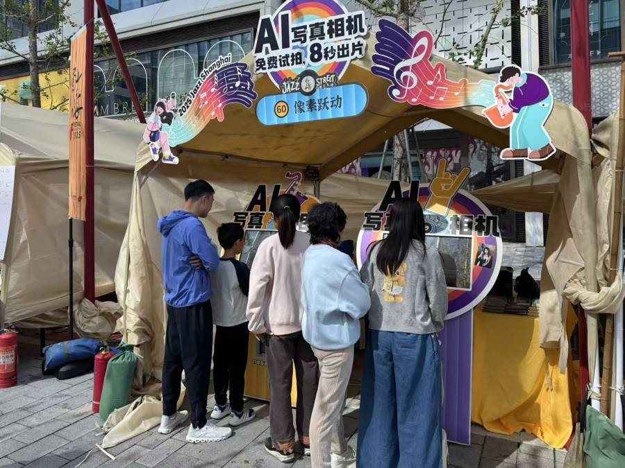 AI创业进入“倍速时代”：“AI写真相机”如何做到“创意即产品”？