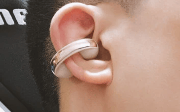 写生伴奏图鉴：四副耳夹耳机，轻夹一段有声时光