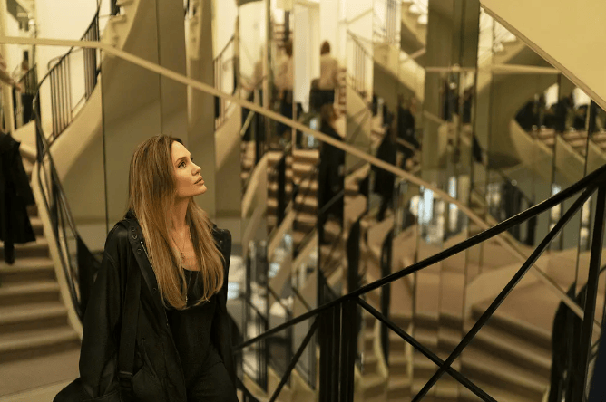 电影《时装》法国定档0218