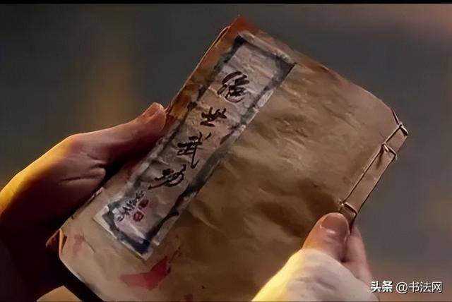 东晋唯一传世的书法真迹，短短47字，竟让乾隆盖了100多个印章！